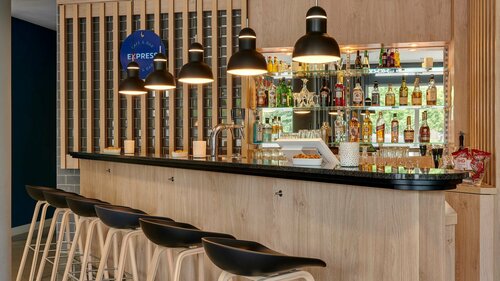 Гостиница Holiday Inn Express Cologne Mulheim в Кёльне