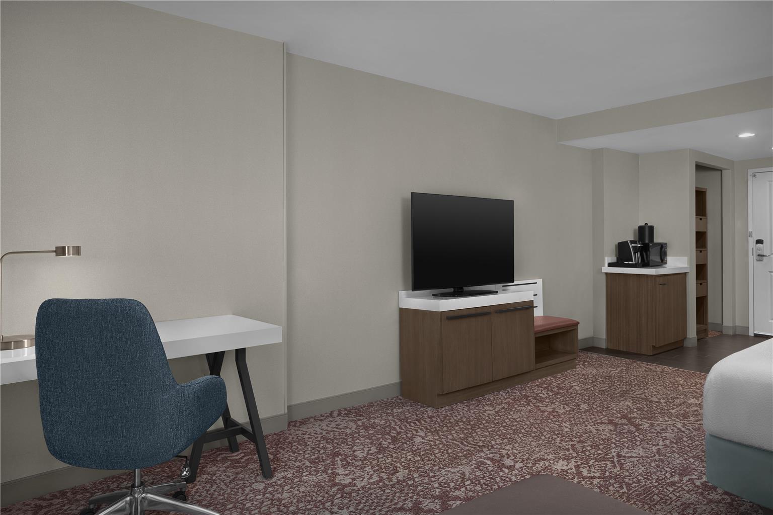 Фото Hilton Garden Inn Philadelphia/Ft. Washington