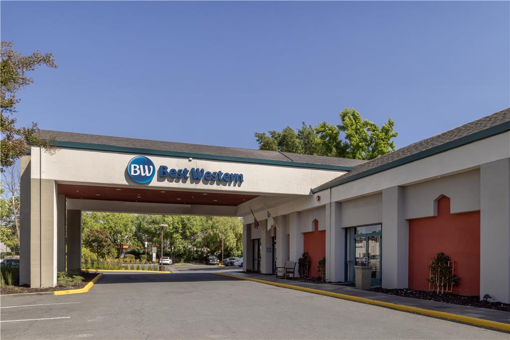 Фото Best Western Heritage Inn