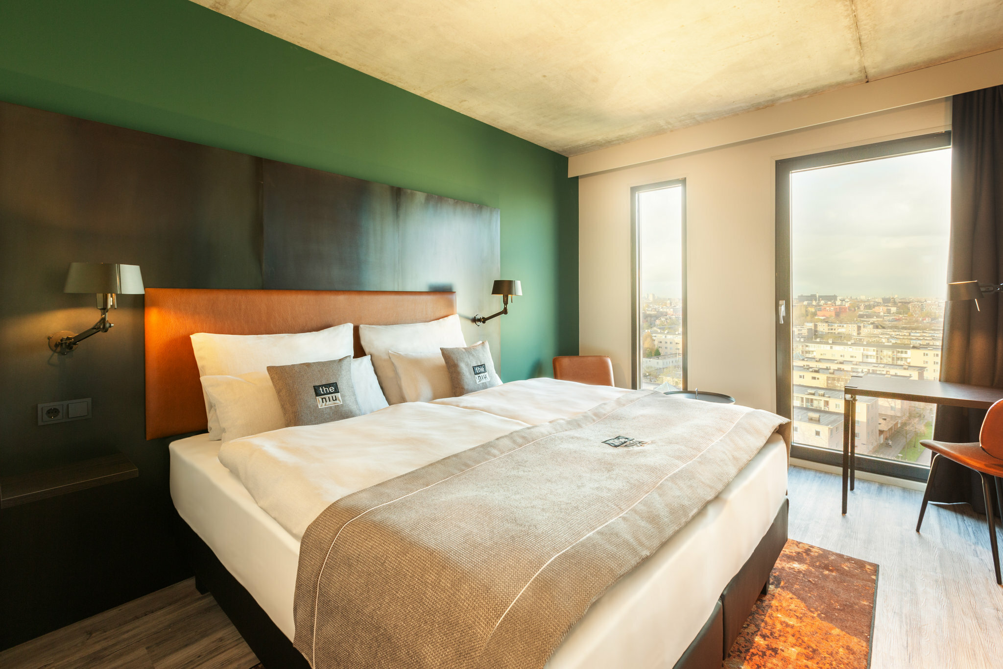 Фото The niu Fender