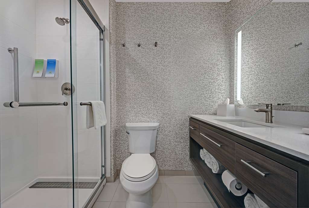 Фото Home2 Suites by Hilton Tracy
