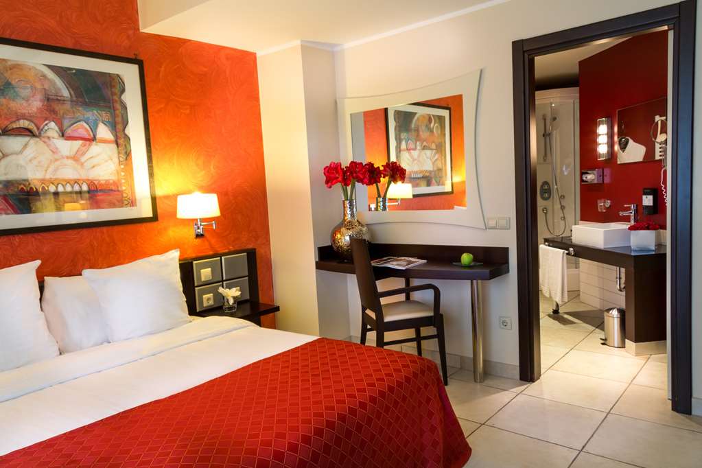 Фото Best Western Plus Grand Hotel Victor Hugo