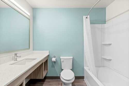 Гостиница Woodspring Suites Corona в Короне