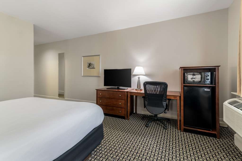 Фото Best Western Plus Brunswick Bath