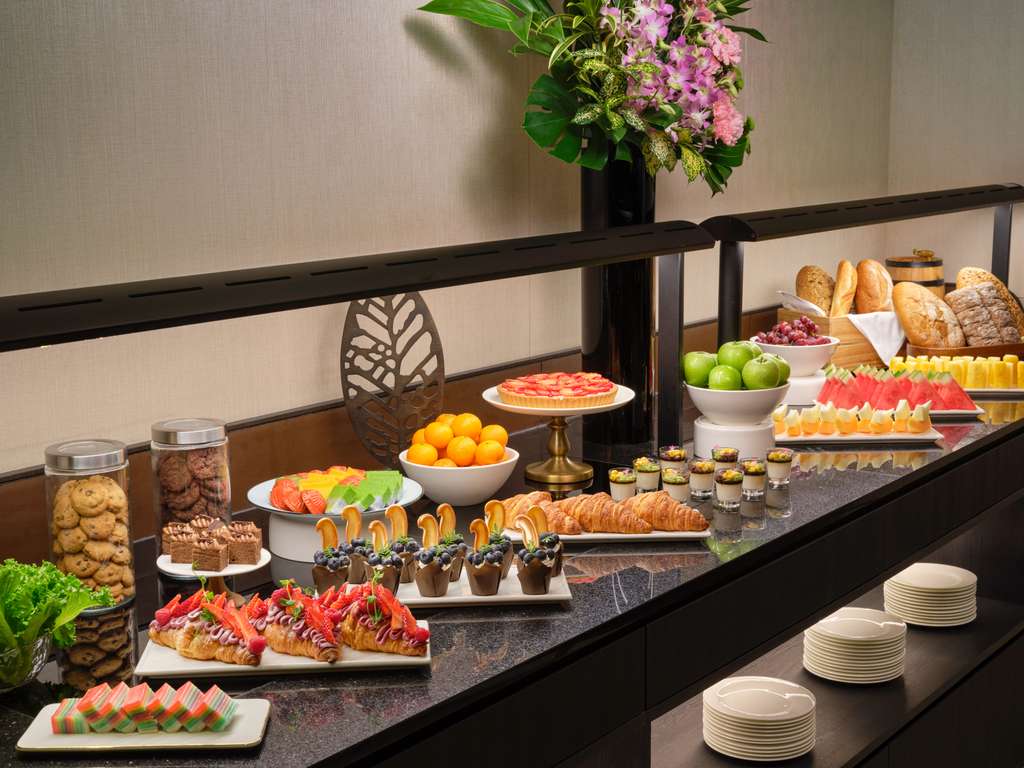 Фото Sofitel Singapore City Centre