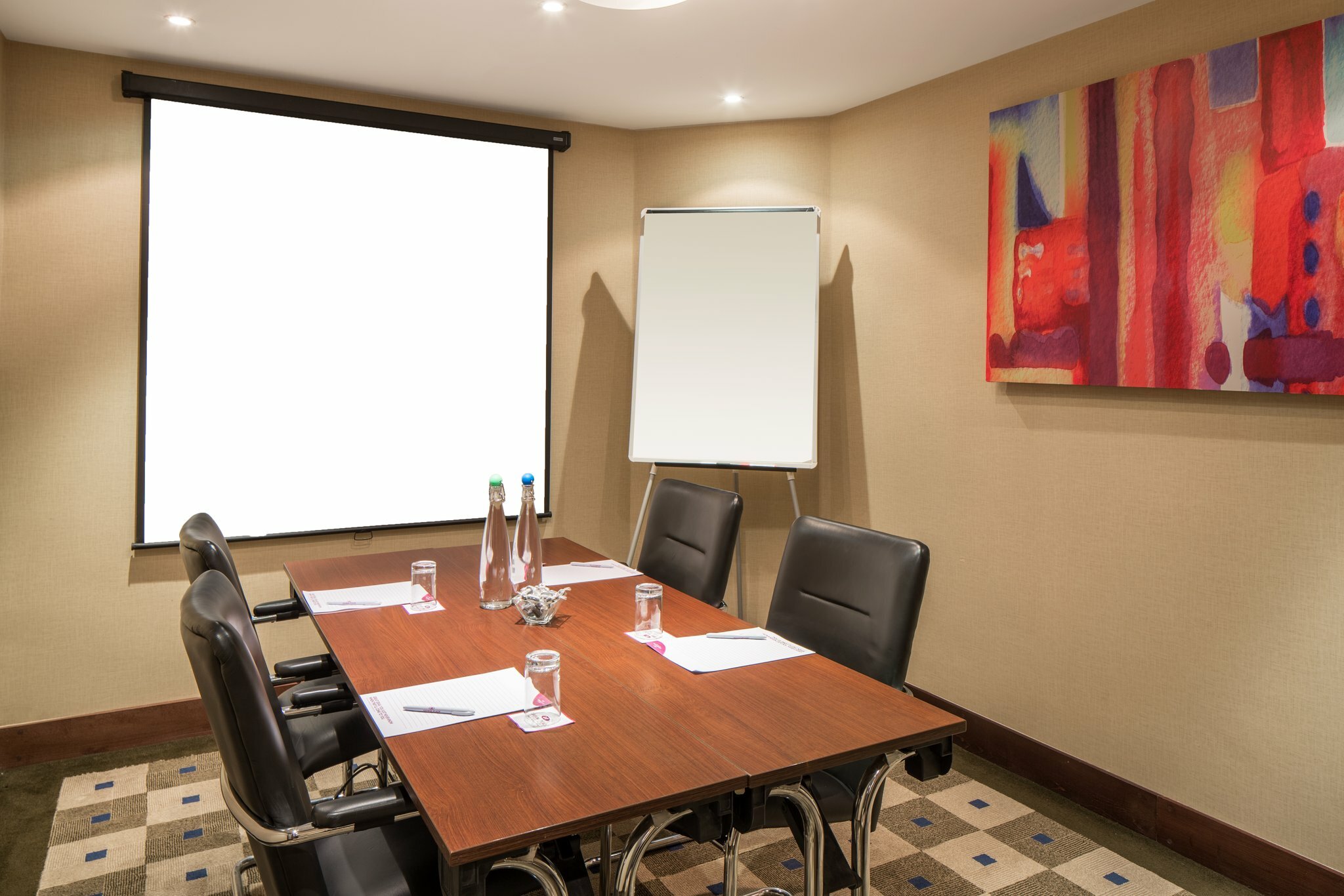 Фото Crowne Plaza London - Gatwick Airport
