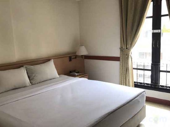 Фото Loft Bangkok Hotel