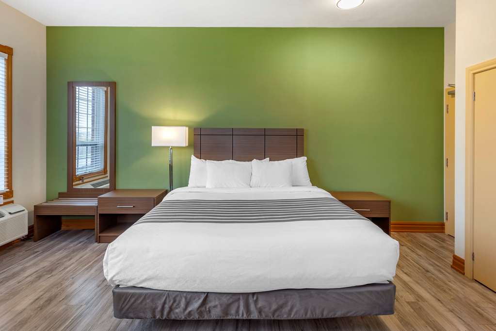 Фото SureStay Plus Hotel by Best Western Kincardine