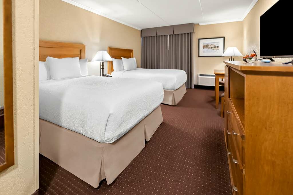 Фото Best Western Plus Nor'wester Hotel & Conference Centre