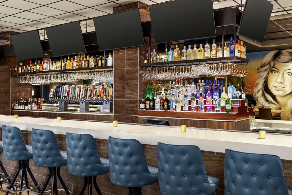 Фото Embassy Suites by Hilton Round Rock