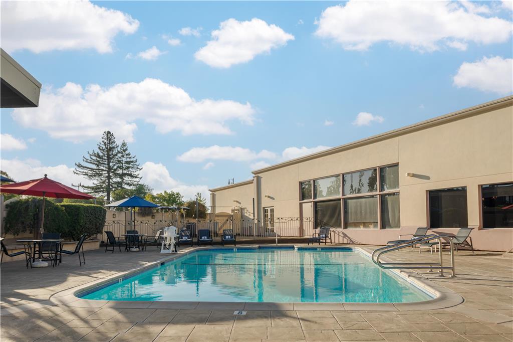 Фото Best Western Petaluma Inn