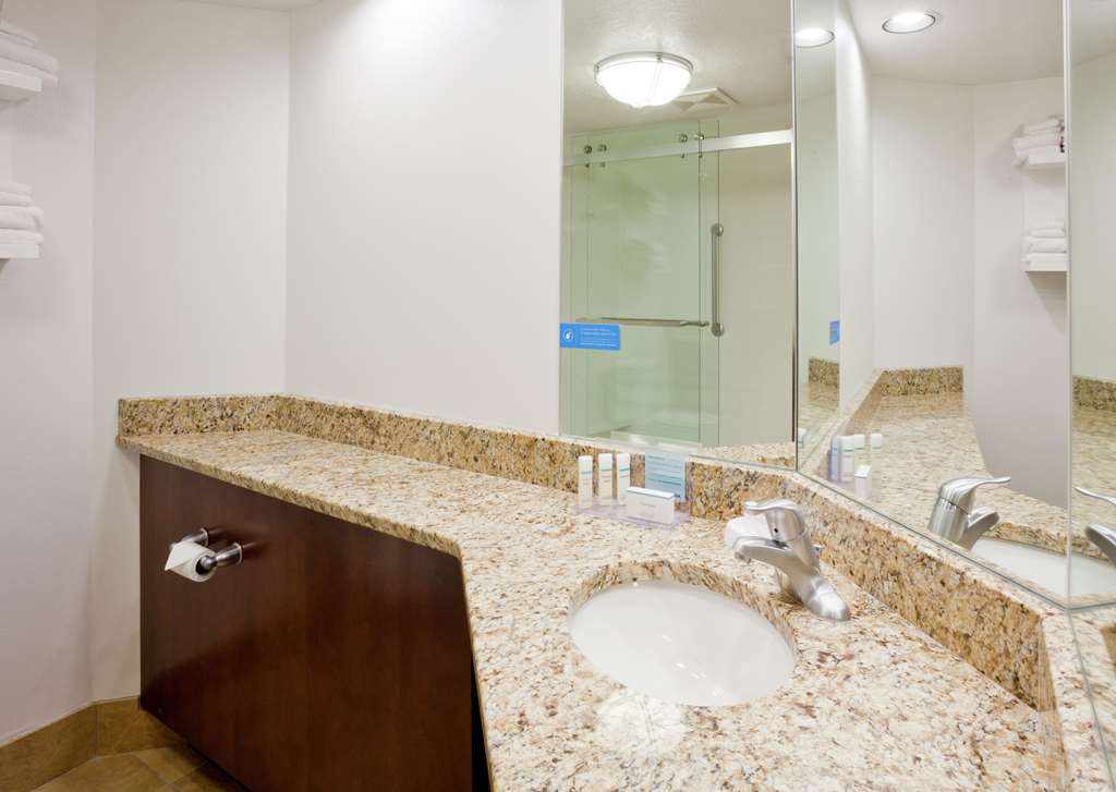 Фото Hampton Inn Duluth Canal Park