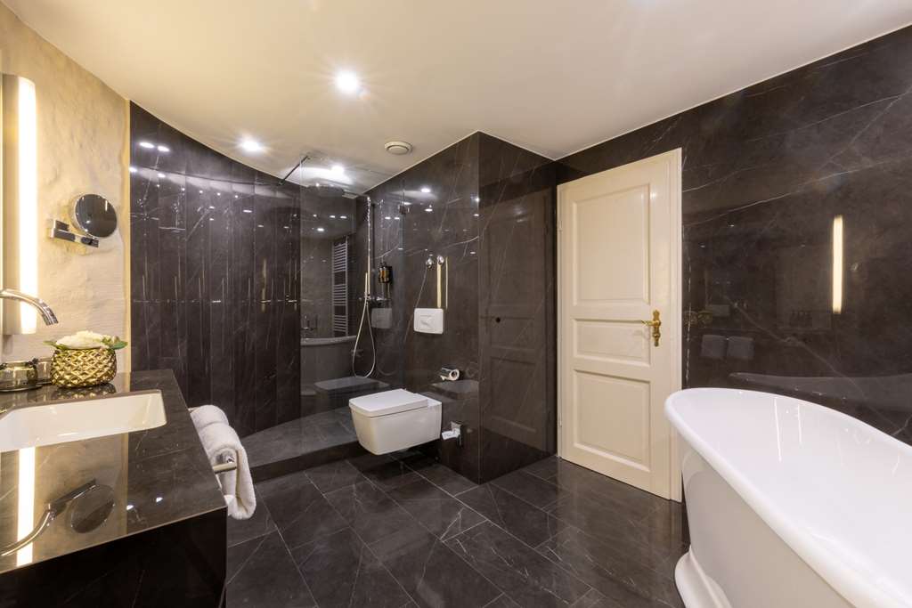 Фото Best Western Premier Parkhotel Engelsburg
