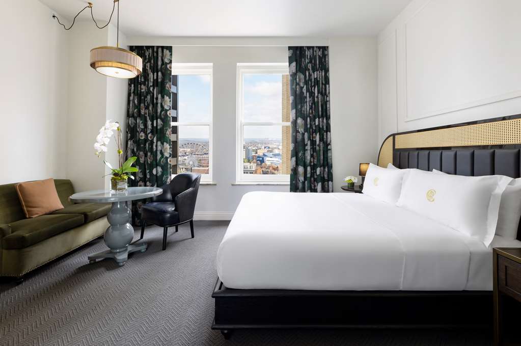 Фото The Candler Hotel Atlanta, Curio Collection by Hilton