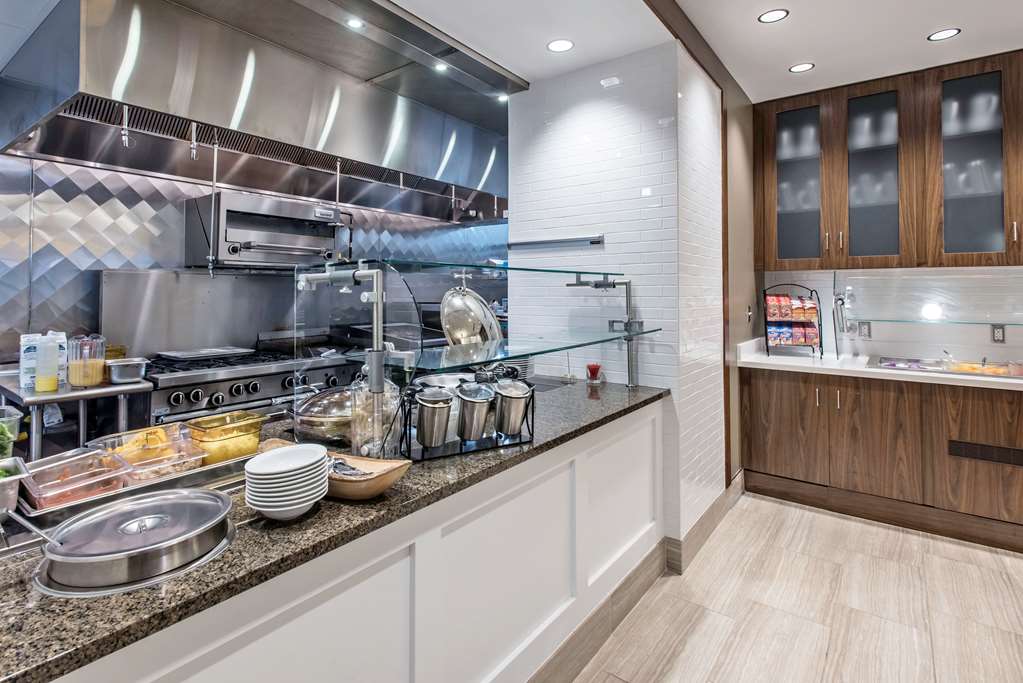 Фото Hilton Garden Inn Minneapolis Airport Mall Of America