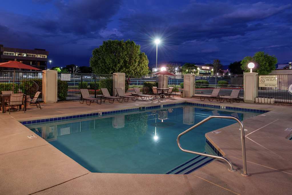 Фото Hampton Inn Albuquerque University Midtown