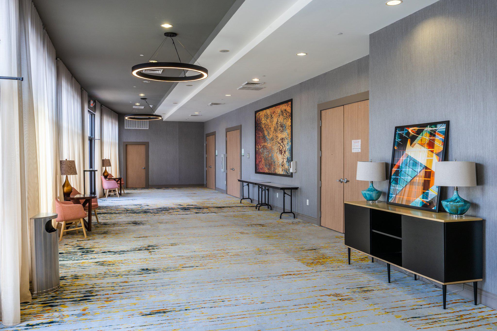 Фото Holiday Inn Hou Energy Corridor Eldridge, an Ihg Hotel