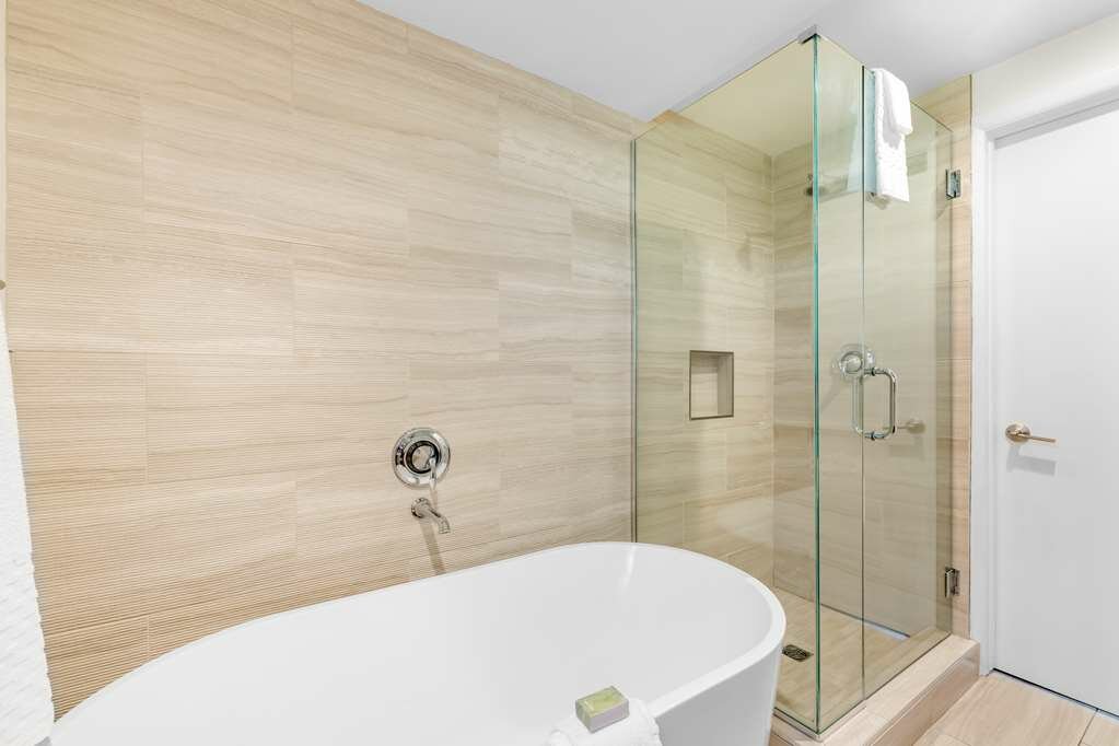 Фото Best Western Driftwood Inn