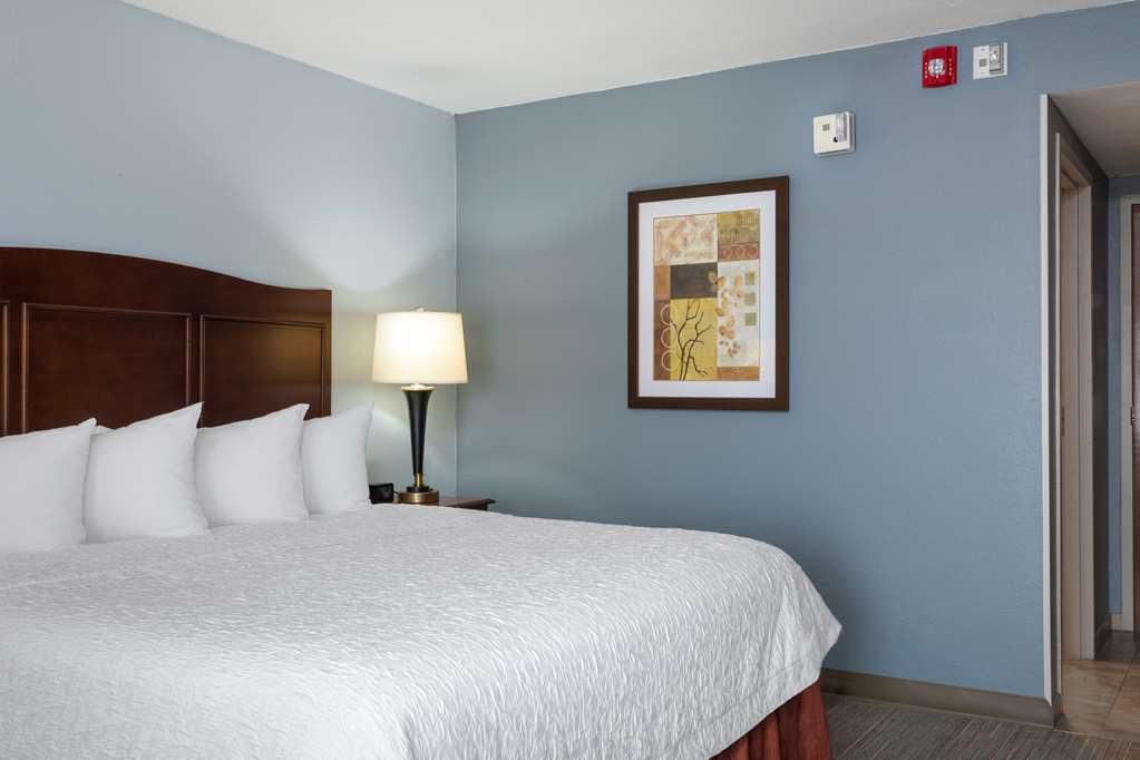 Фото Hampton Inn Denver-International Airport