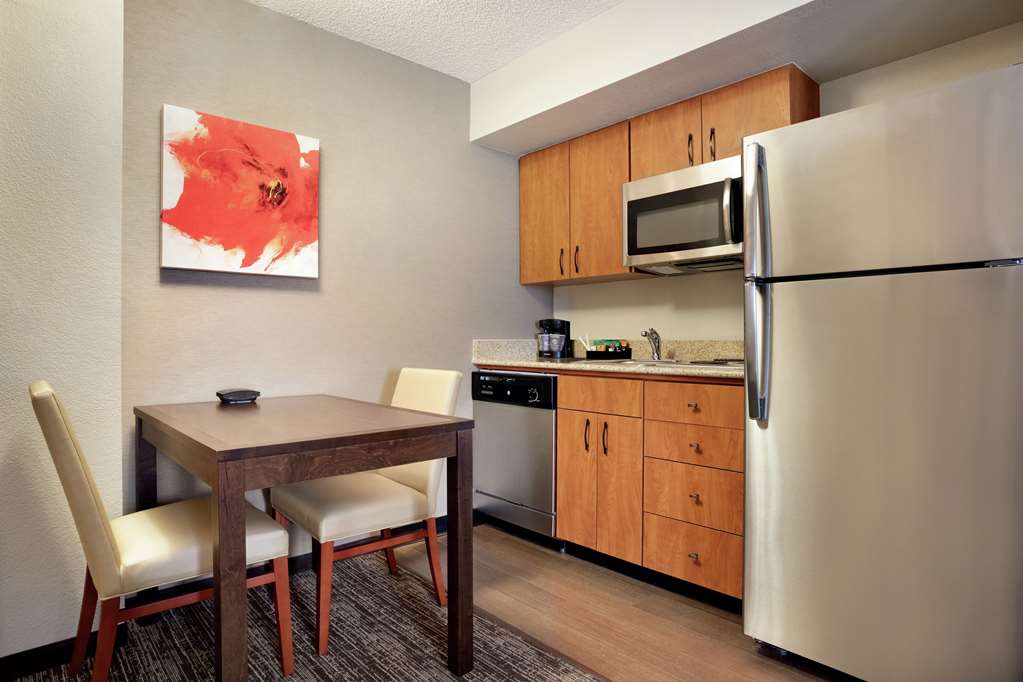 Фото Homewood Suites by Hilton Phoenix-Chandler