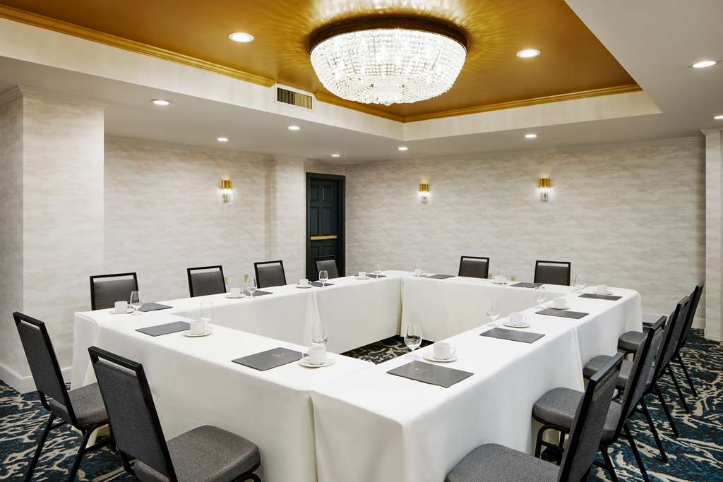 Фото The Terrace Hotel Lakeland, Tapestry Collection by Hilton