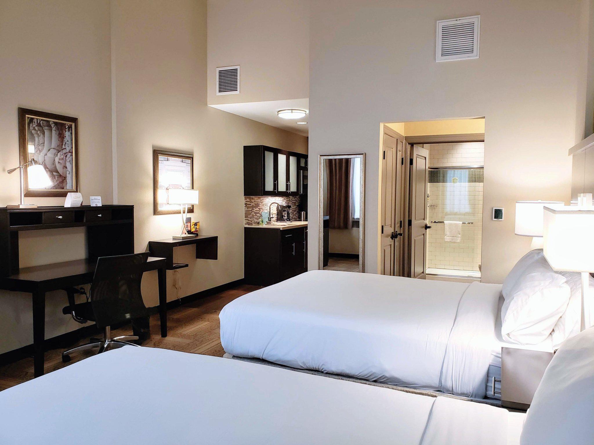 Фото Staybridge Suites Baltimore - Inner Harbor, an Ihg Hotel