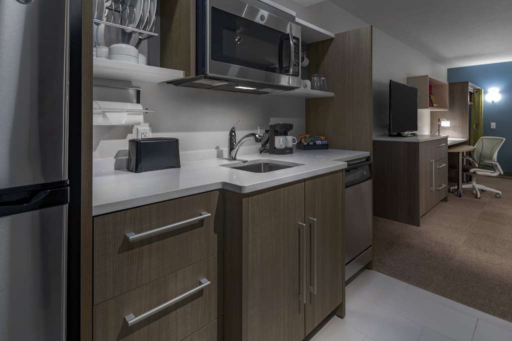 Фото Home2 Suites by Hilton Kingman