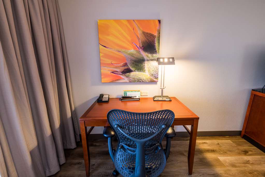 Фото Hilton Garden Inn Bowling Green