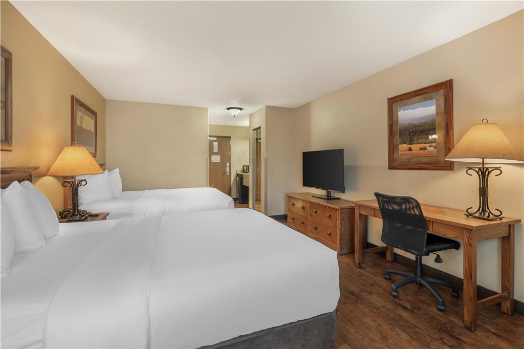 Фото Best Western Plus Kelly Inn & Suites