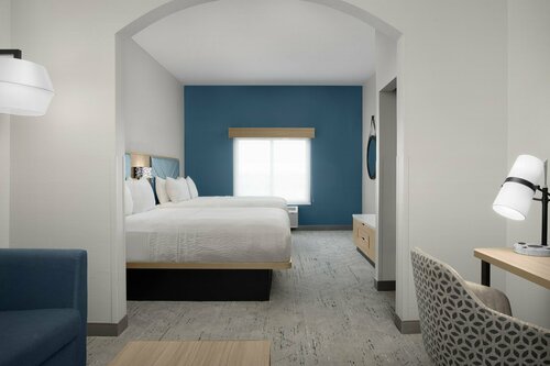 Гостиница Holiday Inn Express Hotel & Suites Dfw West - Hurst, an Ihg Hotel в Херсте
