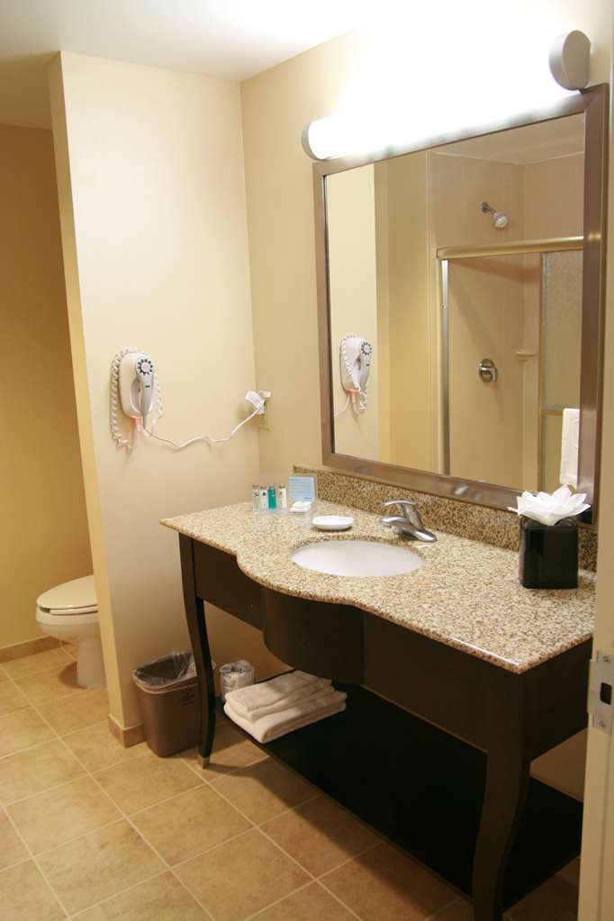 Фото Hampton Inn Topeka