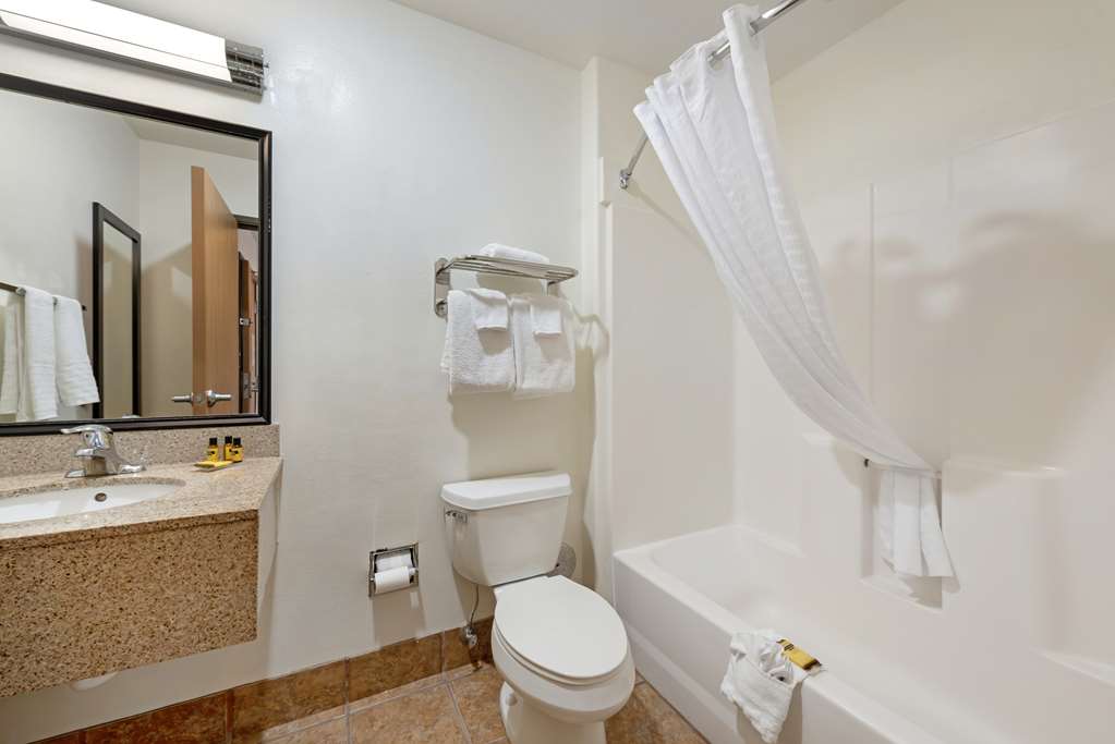 Фото Best Western Plus Eagleridge Inn & Suites