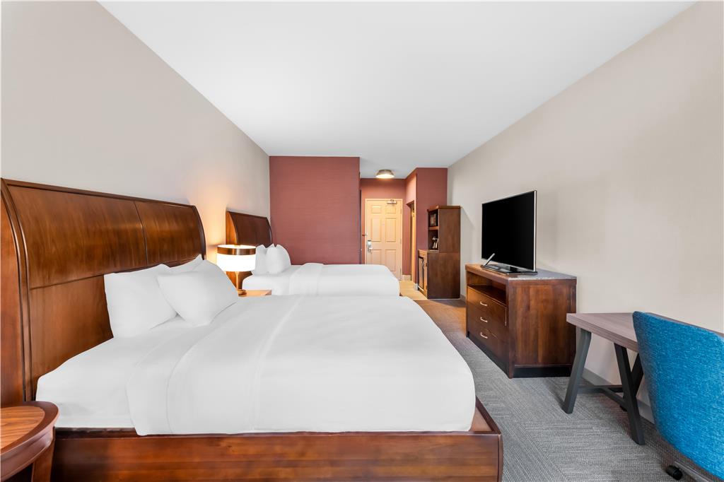 Фото Hilton Garden Inn Overland Park
