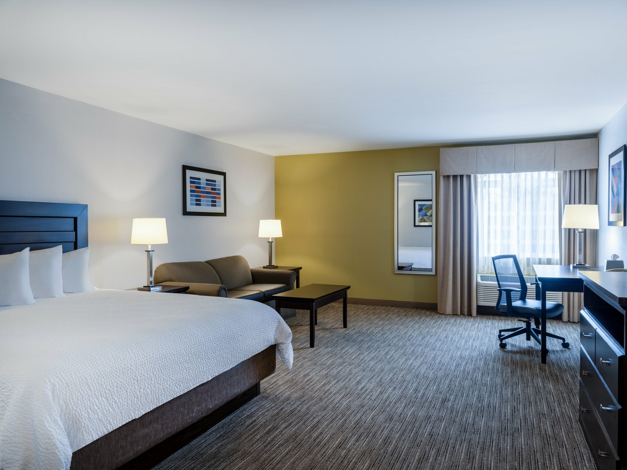Фото Holiday Inn Express Hotel & Suites Chicago - Libertyville, an Ihg Hotel