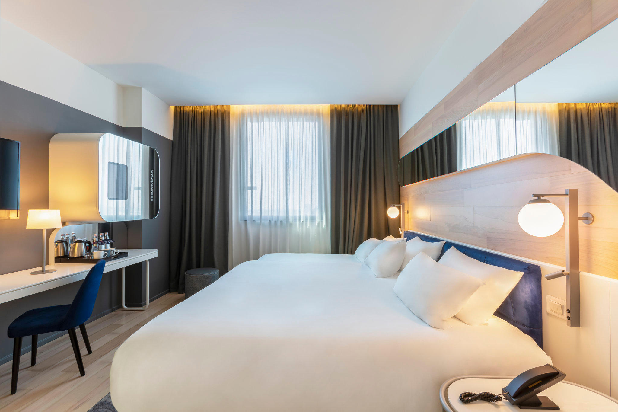 Фото Voco Milan - Fiere, an Ihg Hotel