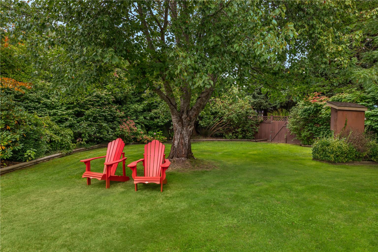 Фото Best Western Sicamous Inn