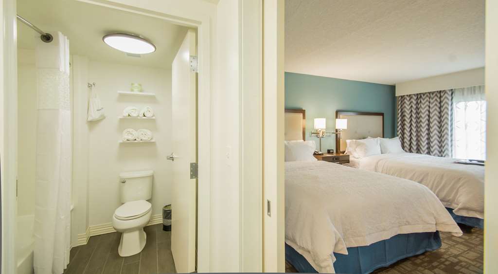 Фото Hampton Inn & Suites Orlando At SeaWorld