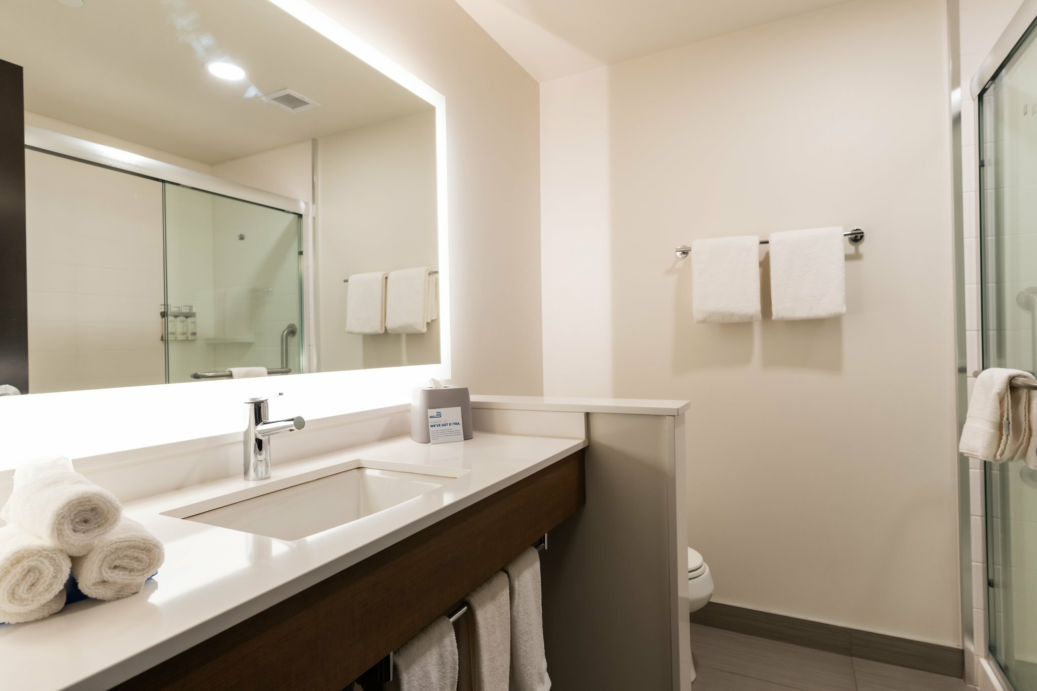 Фото Holiday Inn Express & Suites Edmonton Sw - Windermere, an Ihg Hotel