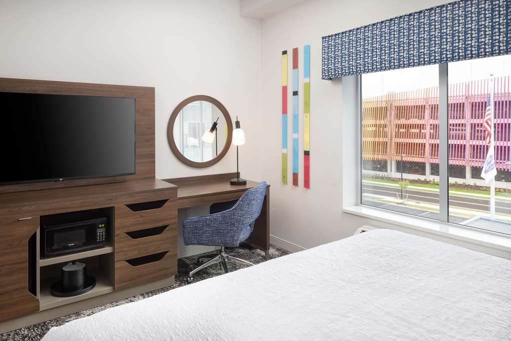 Фото Hampton Inn & Suites Rochester Downtown