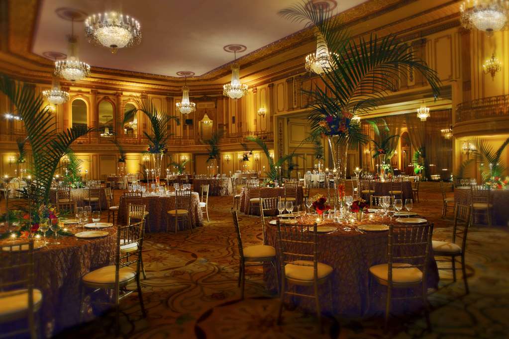 Фото The Palmer House Hilton