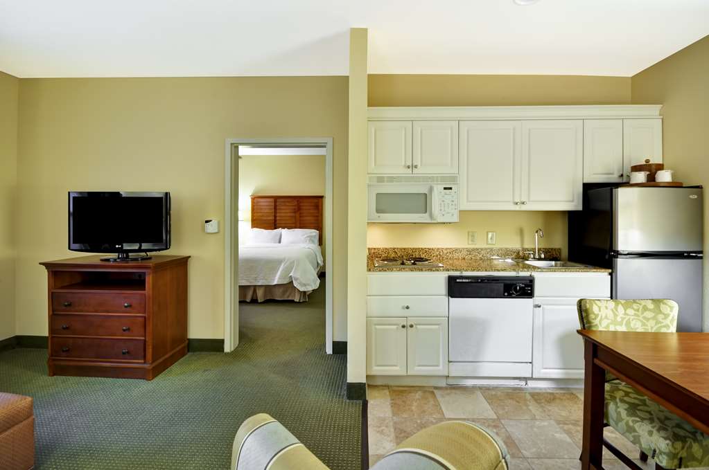 Фото Hampton Inn & Suites Charleston/Mt. Pleasant-Isle Of Palms