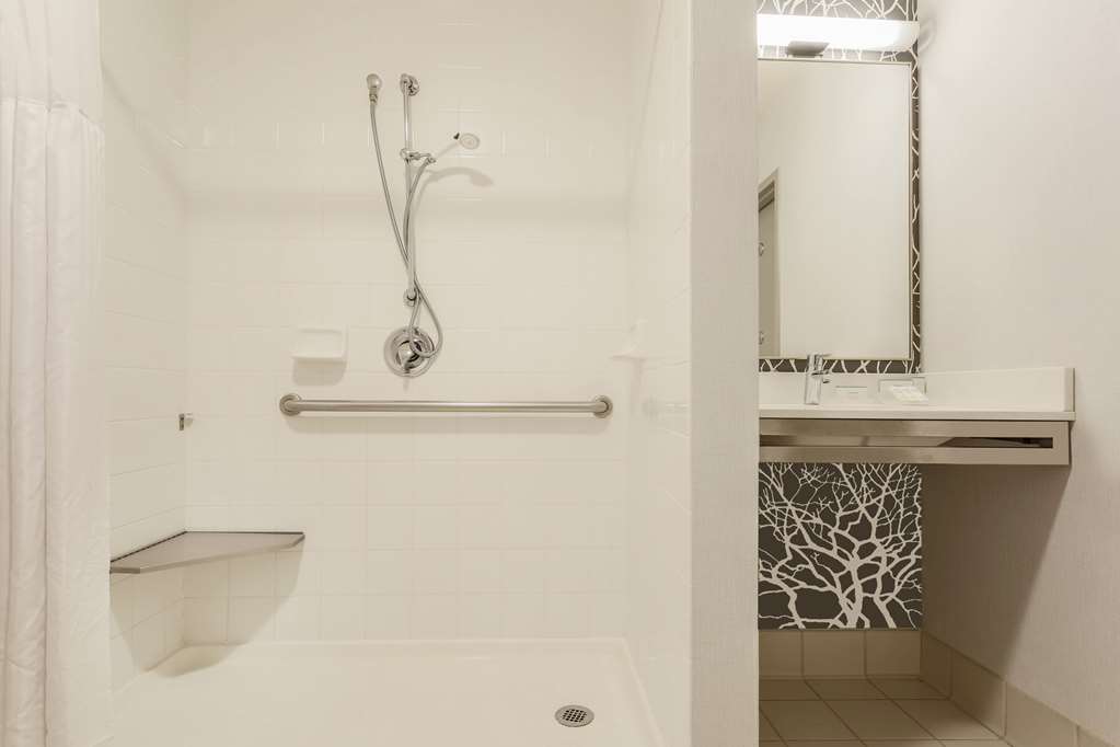 Фото Hilton Garden Inn Cleveland/Twinsburg