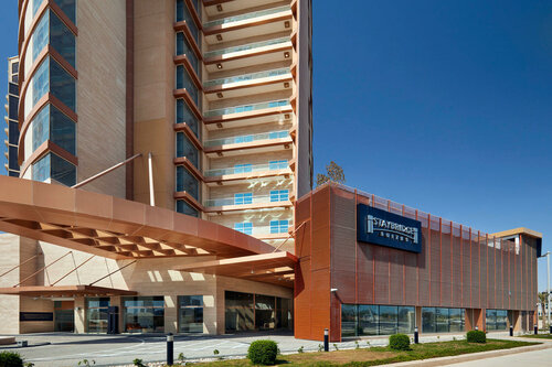 Гостиница Staybridge Suites - Doha Lusail, an IHG Hotel в Эд-Дайиане