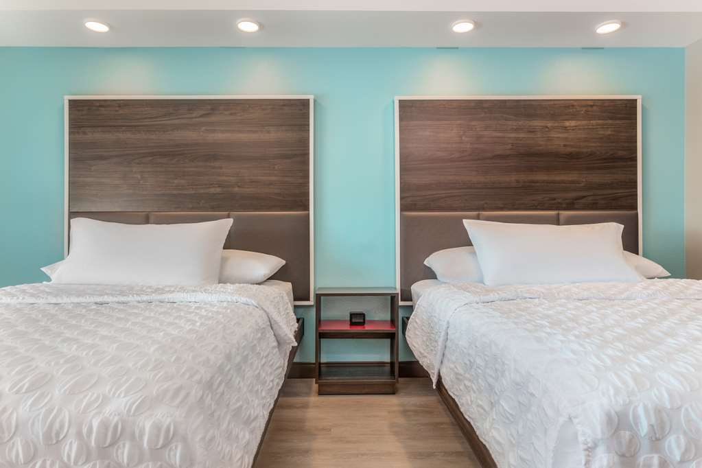 Фото Tru by Hilton Madison West, Wi