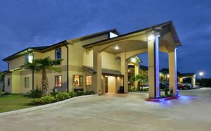 Гостиница Americas Best Value Inn & Suites Lake Charles at I-210 Exit 11