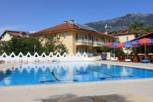 Гостиница R.e.d. Hotel в Олюденизе