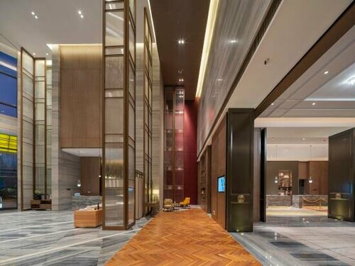 Гостиница Grand New Century Hotel luan в Луани