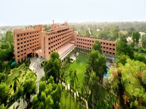 Гостиница Hotel Clarks Shiraz