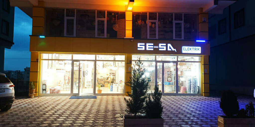 Thrift store Enes Eymen Home Store, Batman, photo