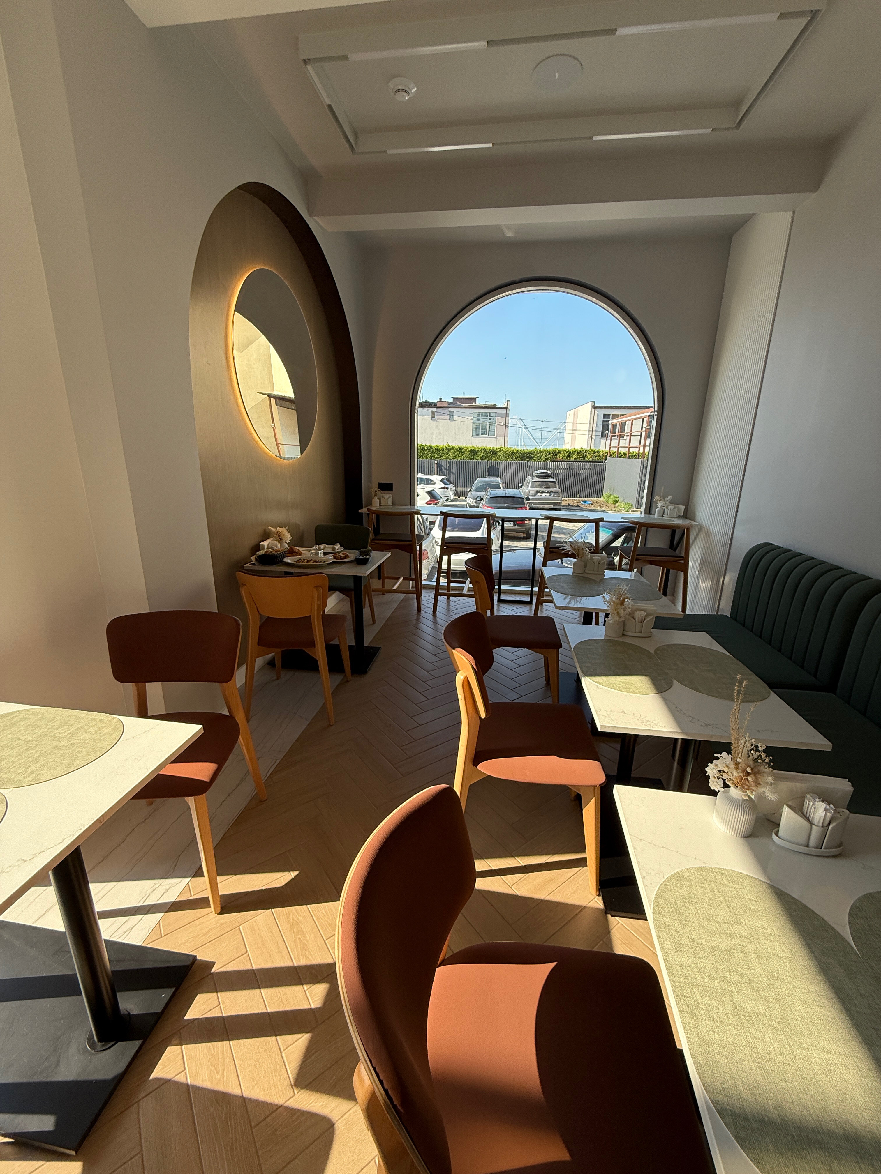 Фото Miracle Garden Hotel